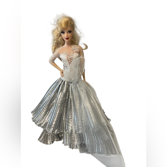 Barbie Other - 2008 Barbie Signature Holiday Doll